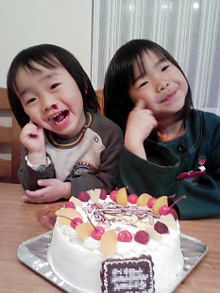 �L�����N�^�[�P�[�L