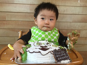 1歳誕生日スマッシュケーキ