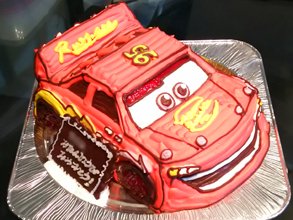 大好きなカーズで喜んでくれてました 立体ケーキ 最短3日で美味しい生ケーキをお届け キャラクターケーキ通販のキャラケーキ Com