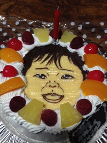 誕生日、似顔絵ケーキ