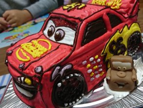 カーズ 誕生日ケーキを最短3日でお届け キャラクターケーキ通販の キャラケーキ Com 検索結果