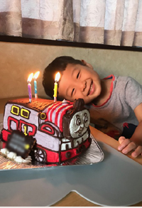 トーマス 誕生日ケーキを最短3日でお届け キャラクターケーキ通販の キャラケーキ Com 検索結果