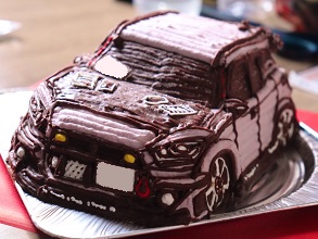 愛車の立体ケーキ