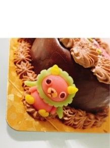 スパイファミリーのキャラクターケーキ