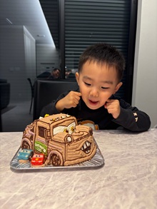 �J�[�Y�̗��̃P�[�L