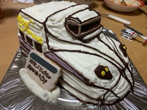 新幹線ケーキご注文のお客様ご感想1 4ページ目 最短3日で美味しい生ケーキをお届け キャラクターケーキ通販のキャラケーキ Com